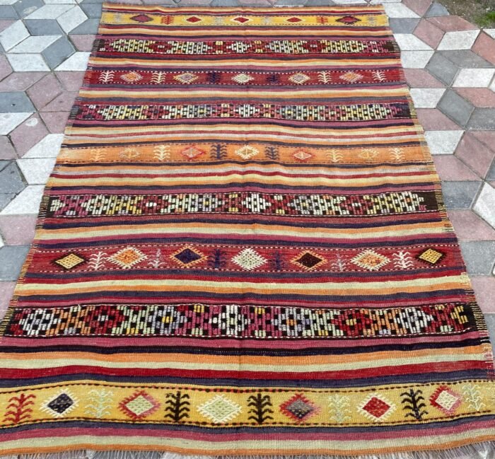 oldcarpetrug Uşak Kilim