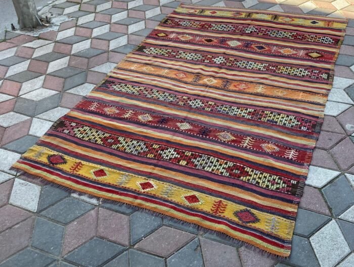 oldcarpetrug Uşak Kilim