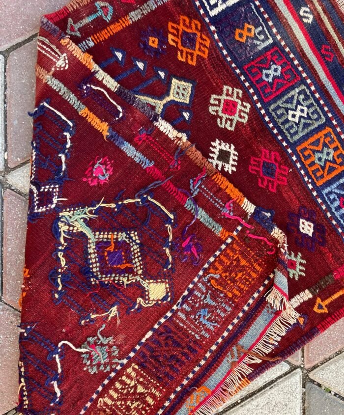 Dursunbey Oklu Kilim oldcarpetrug.com